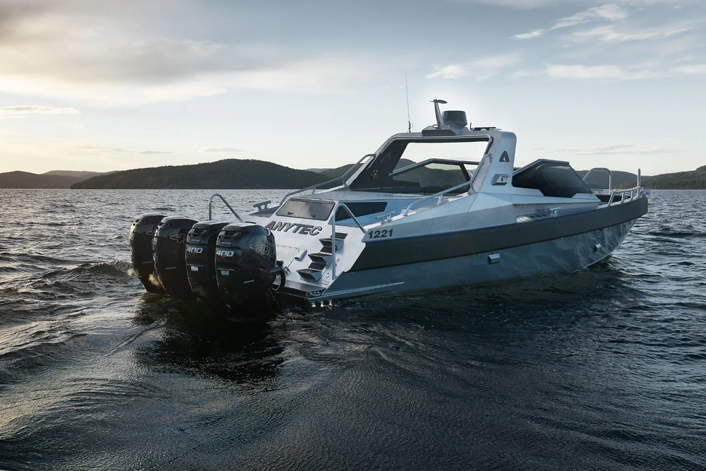 anytec 1221spd mootorpaat merel tagantvaade