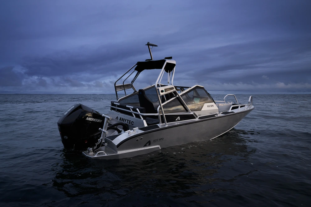 anytec 622spd mootorpaat merel tagantvaade