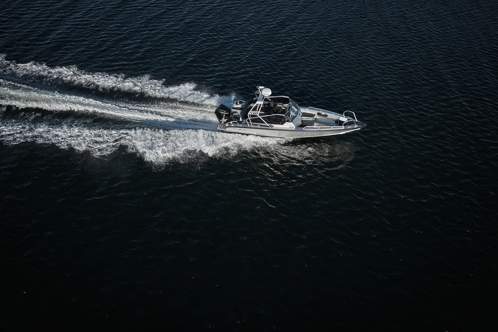 anytec 750spd mootorpaat merel pealvaade