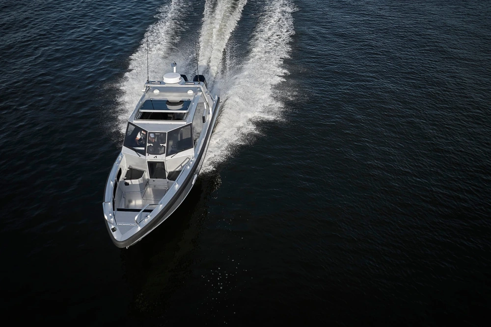 anytec 868cab alumiiniumist mootorpaat merel hero